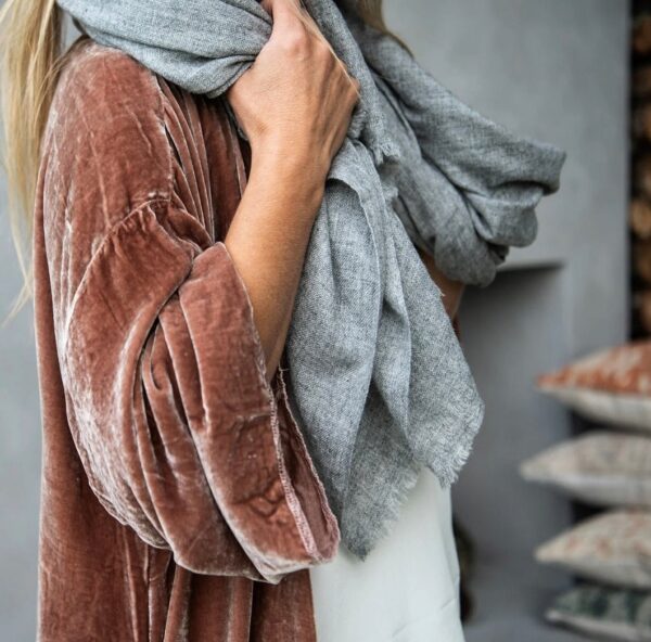 Cashmere Wrap - Image 4