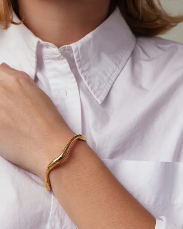 Still wave bangle - gold